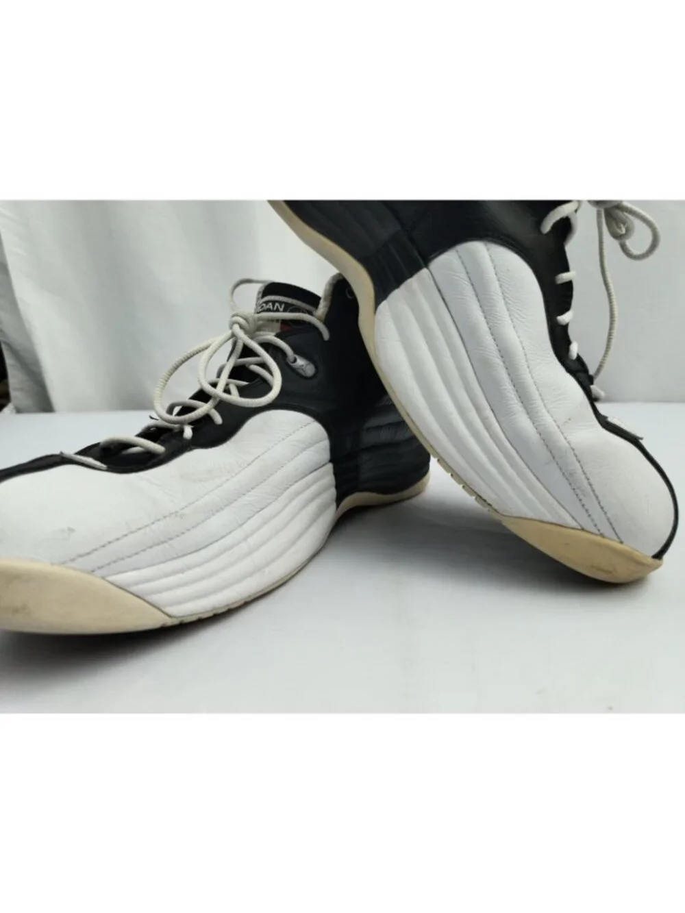 Jordan Jumpman Team 1 Black Red Men’s Size 10.5 Basketball Sneakers